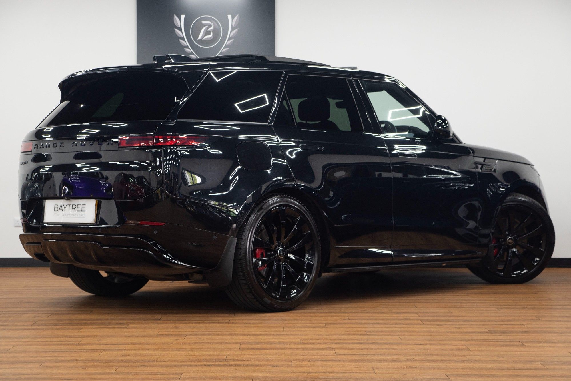 USED 2025 74 LAND ROVER RANGE ROVER SPORT 3.0 D300 MHEV Dynamic SE  