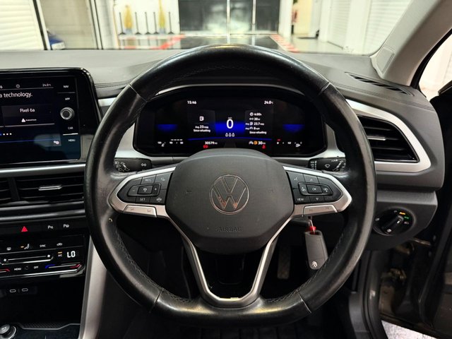 View our VOLKSWAGEN T-ROC