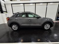 USED 2023 72 VOLKSWAGEN T-ROC 1.5 TSI Life SUV 5dr Petrol Manual Euro 6 (s/s) (150 ps) 