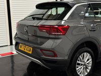 USED 2023 72 VOLKSWAGEN T-ROC 1.5 TSI Life SUV 5dr Petrol Manual Euro 6 (s/s) (150 ps) 
