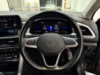USED 2023 72 VOLKSWAGEN T-ROC 1.5 TSI Life SUV 5dr Petrol Manual Euro 6 (s/s) (150 ps) 