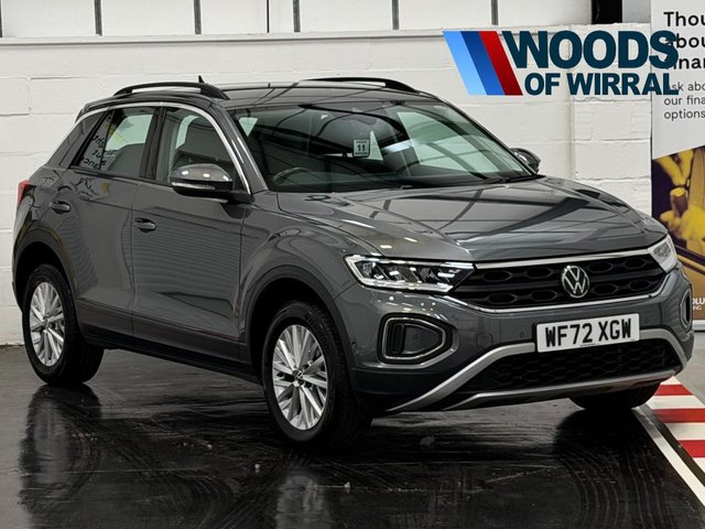 View our VOLKSWAGEN T-ROC