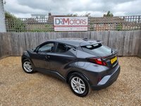 USED 2023 TOYOTA C-HR 1.8 VVT-h GPF Icon SUV 5dr Petrol Hybrid CVT Euro 6 (s/s) (122 ps) ** WE OFFER FINANCE ON THIS CAR **
