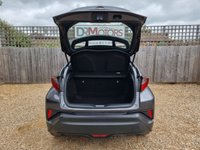 USED 2023 TOYOTA C-HR 1.8 VVT-h GPF Icon SUV 5dr Petrol Hybrid CVT Euro 6 (s/s) (122 ps) ** WE OFFER FINANCE ON THIS CAR **