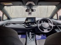 USED 2023 TOYOTA C-HR 1.8 VVT-h GPF Icon SUV 5dr Petrol Hybrid CVT Euro 6 (s/s) (122 ps) ** WE OFFER FINANCE ON THIS CAR **