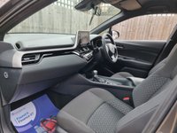 USED 2023 TOYOTA C-HR 1.8 VVT-h GPF Icon SUV 5dr Petrol Hybrid CVT Euro 6 (s/s) (122 ps) ** WE OFFER FINANCE ON THIS CAR **