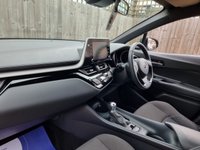 USED 2023 TOYOTA C-HR 1.8 VVT-h GPF Icon SUV 5dr Petrol Hybrid CVT Euro 6 (s/s) (122 ps) ** WE OFFER FINANCE ON THIS CAR **