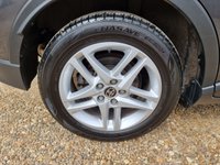 USED 2023 TOYOTA C-HR 1.8 VVT-h GPF Icon SUV 5dr Petrol Hybrid CVT Euro 6 (s/s) (122 ps) ** WE OFFER FINANCE ON THIS CAR **