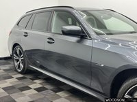 USED 2021 71 BMW 3 SERIES 2.0 330e 12kWh M Sport Touring 5dr Petrol Plug-in Hybrid Auto Euro 6 (s/s) (292 ps) 1 Owner / EV Battery Certificate / Apple Car Play / Sat Nav / DAB Radio / Bluetooth