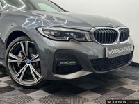 USED 2021 71 BMW 3 SERIES 2.0 330e 12kWh M Sport Touring 5dr Petrol Plug-in Hybrid Auto Euro 6 (s/s) (292 ps) 1 Owner / EV Battery Certificate / Apple Car Play / Sat Nav / DAB Radio / Bluetooth