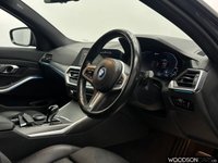USED 2021 71 BMW 3 SERIES 2.0 330e 12kWh M Sport Touring 5dr Petrol Plug-in Hybrid Auto Euro 6 (s/s) (292 ps) 1 Owner / EV Battery Certificate / Apple Car Play / Sat Nav / DAB Radio / Bluetooth