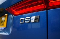 USED 2018 68 VOLVO XC60 2.0 D5 PowerPulse R-Design Pro SUV 5dr Diesel Auto AWD Euro 6 (s/s) (235 ps) BURSTING BLUE METALLIC PAINTWORK + SUNROOF + HUD + BOWERS & WILKINS