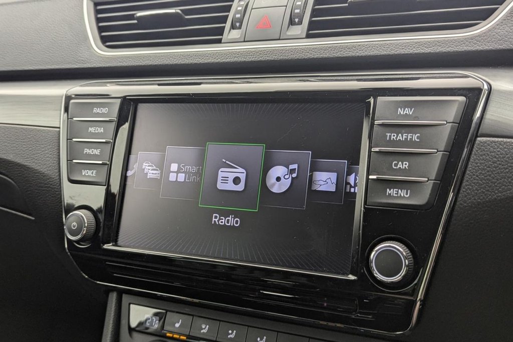 USED 2016 16 SKODA SUPERB 2.0 TSI SE L Executive Estate 5dr Petrol DSG Euro 6 (s/s) (220 ps) Sat Nav, 18"Alloys, Leather
