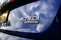 USED 2019 19 AUDI Q5 2.0 TDI 40 S line SUV 5dr Diesel S Tronic quattro Euro 6 (s/s) (190 ps) NAVARRA BLUE METALLIC PAINTWORK + APPLE CARPLAY + ANDROID AUTO