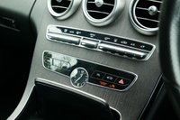 USED 2021 21 MERCEDES-BENZ C-CLASS 2.0 C300e 13.5kWh AMG Line Edition Estate 5dr Petrol Plug-in Hybrid G-Tronic+ Euro 6 (s/s) (320 ps) POLAR WHITE PAINTWORK + MULTIBEAM LED + REVERSE CAMERA