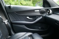USED 2021 21 MERCEDES-BENZ C-CLASS 2.0 C300e 13.5kWh AMG Line Edition Estate 5dr Petrol Plug-in Hybrid G-Tronic+ Euro 6 (s/s) (320 ps) POLAR WHITE PAINTWORK + MULTIBEAM LED + REVERSE CAMERA
