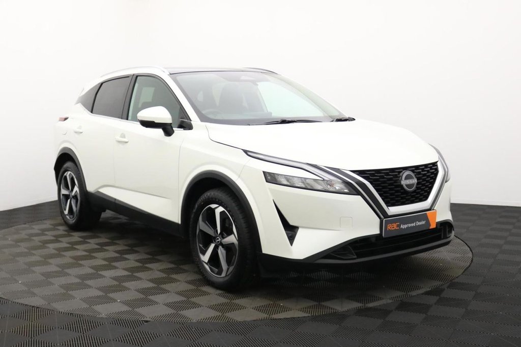 USED 2022 72 NISSAN QASHQAI 1.3 DIG-T MHEV N-Connecta SUV 5dr Petrol Hybrid Manual Euro 6 (s/s) (140 ps) Pan Roof, Car Play, Camera