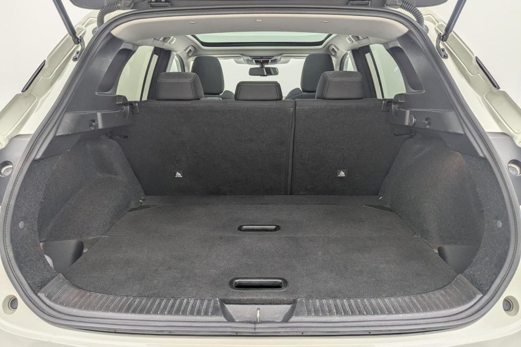 USED 2022 72 NISSAN QASHQAI 1.3 DIG-T MHEV N-Connecta SUV 5dr Petrol Hybrid Manual Euro 6 (s/s) (140 ps) Pan Roof, Car Play, Camera