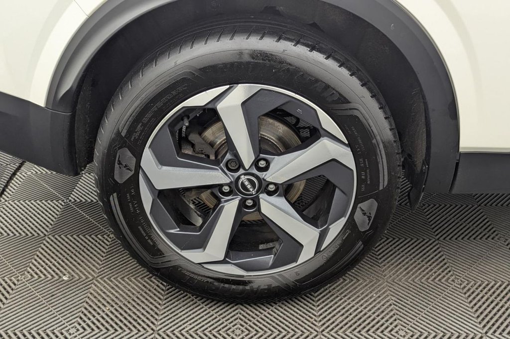 USED 2022 72 NISSAN QASHQAI 1.3 DIG-T MHEV N-Connecta SUV 5dr Petrol Hybrid Manual Euro 6 (s/s) (140 ps) Pan Roof, Car Play, Camera