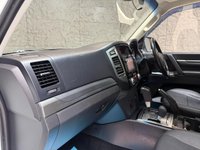 USED 2015 65 MITSUBISHI SHOGUN 3.2 DI-DC SG3 SUV 5dr Diesel Auto 4WD Euro 6 LWB (187 ps) SUNROOF, SAT NAV, GREAT HISTORY!
