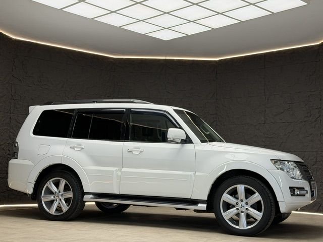 MITSUBISHI SHOGUN at Hartlepool Motor Company Ltd