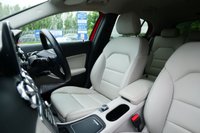 USED 2019 19 MERCEDES-BENZ GLA 1.6 GLA200 SE (Executive) SUV 5dr Petrol 7G-DCT Euro 6 (s/s) (156 ps) JUPITER RED PAINTWORK + CRYSTAL GREY LEATHR + APPLE CARPLAY