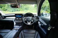USED 2019 19 MERCEDES-BENZ C-CLASS 1.5 C200 MHEV EQ Boost Sport Estate 5dr Petrol G-Tronic+ Euro 6 (s/s) (198 ps) OBSIDIAN BLACK METALLIC PAINTWORK + REVERSE CAMERA + HEATED SEATS + DAB
