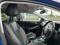 USED 2022 22 VAUXHALL GRANDLAND 1.6 13.2kWh Elite SUV 5dr Petrol Plug-in Hybrid Auto Euro 6 (s/s) (225 ps) 