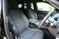 USED 2019 69 LAND ROVER RANGE ROVER EVOQUE 2.0 P250 MHEV R-Dynamic SUV 5dr Petrol Auto 4WD Euro 6 (s/s) (249 ps) NARVIK BLACK PAINTWORK + REVERSE CAMERA + APPLE CARPLAY