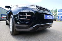 USED 2019 69 LAND ROVER RANGE ROVER EVOQUE 2.0 P250 MHEV R-Dynamic SUV 5dr Petrol Auto 4WD Euro 6 (s/s) (249 ps) NARVIK BLACK PAINTWORK + REVERSE CAMERA + APPLE CARPLAY