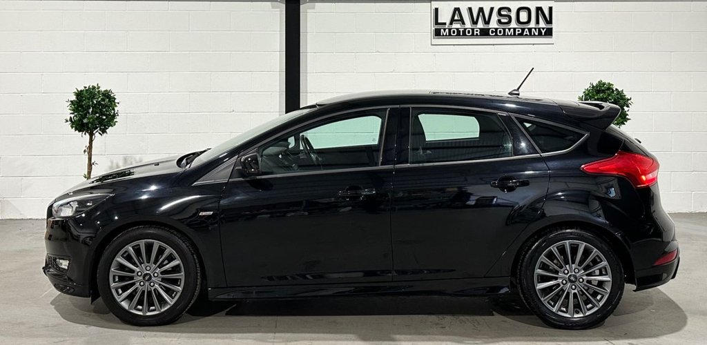 USED 2018 18 FORD FOCUS 1.0T EcoBoost ST-Line Hatchback 5dr Petrol Manual Euro 6 (s/s) (140 ps) 