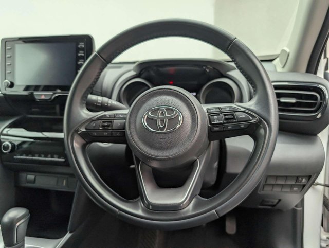 USED 2023 23 TOYOTA YARIS CROSS 1.5 Yaris Cross Icon HEV Auto 5dr CLICK+COLLECT / HOME DELIVERY