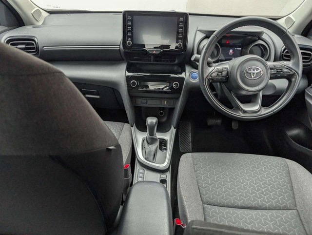 USED 2023 23 TOYOTA YARIS CROSS 1.5 Yaris Cross Icon HEV Auto 5dr CLICK+COLLECT / HOME DELIVERY