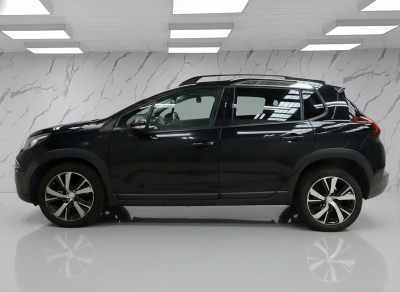 2018 Peugeot 2008 in black — photo 5 of 20