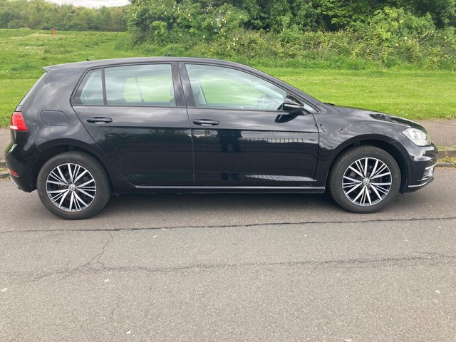 View our VOLKSWAGEN GOLF