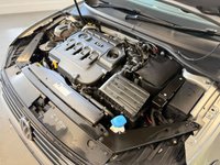 USED 2017 66 VOLKSWAGEN PASSAT 2.0 TDI BlueMotion Tech GT Saloon 4dr Diesel Manual Euro 6 (s/s) (150 ps) 