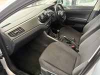 USED 2018 18 VOLKSWAGEN POLO 1.0 SE Hatchback 5dr Petrol Manual Euro 6 (s/s) (75 ps) LOW MILES! APPLE CAR PLAY! SERVIE HISTORY!