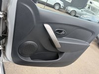 USED 2015 15 DACIA SANDERO STEPWAY 1.5 dCi Laureate Hatchback 5dr Diesel Manual Euro 5 (90 ps) *** &pound;20 PER YEAR ROAD TAX ***