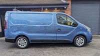 USED 2020 70 RENAULT TRAFIC 2.0 dCi ENERGY 28 Sport Nav Panel Van 5dr Diesel EDC SWB Standard Roof Euro 6 (s/s) (170 ps) *** ONE OWNER - SAT NAV - REVERSE CAMERA ***