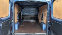 USED 2020 70 RENAULT TRAFIC 2.0 dCi ENERGY 28 Sport Nav Panel Van 5dr Diesel EDC SWB Standard Roof Euro 6 (s/s) (170 ps) *** ONE OWNER - SAT NAV - REVERSE CAMERA ***