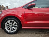 USED 2015 15 VOLKSWAGEN POLO 1.2 TSI BlueMotion Tech SE Hatchback 5dr Petrol Manual Euro 6 (s/s) (90 ps) 