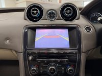 USED 2013 F JAGUAR XJ 3.0d V6 Portfolio Saloon 4dr Diesel Auto Euro 5 (s/s) (275 ps) 