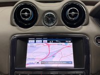 USED 2013 F JAGUAR XJ 3.0d V6 Portfolio Saloon 4dr Diesel Auto Euro 5 (s/s) (275 ps) 