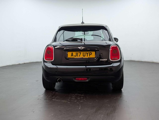 USED 2017 17 MINI HATCH 1.5 Cooper Seven 5dr CLICK+COLLECT / HOME DELIVERY