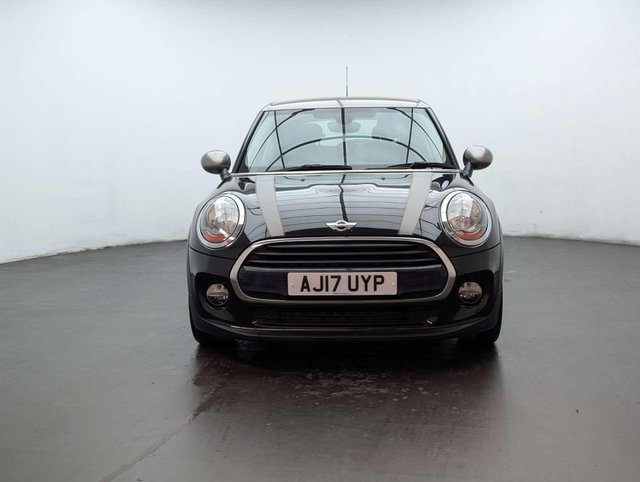 USED 2017 17 MINI HATCH 1.5 Cooper Seven 5dr CLICK+COLLECT / HOME DELIVERY