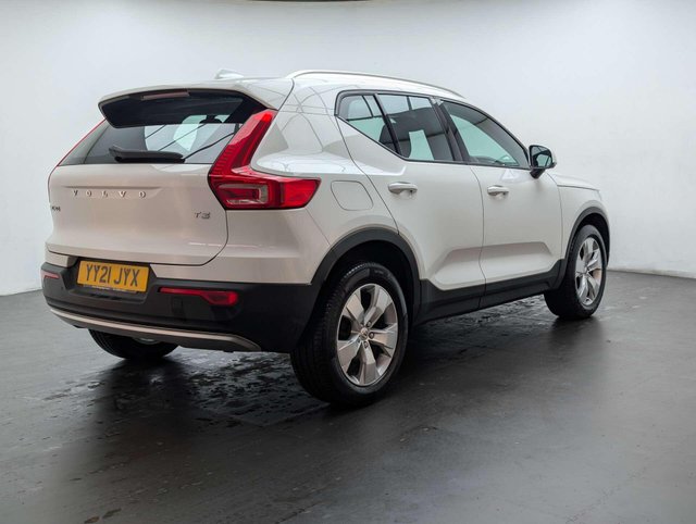 USED 2021 21 VOLVO XC40 1.5 XC40 Momentum T3 5dr CLICK+COLLECT / HOME DELIVERY
