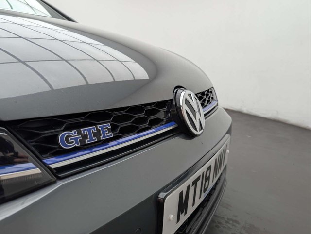 USED 2018 18 VOLKSWAGEN GOLF 1.4 Golf GTE Advance Semi-Auto 5dr CLICK+COLLECT / HOME DELIVERY