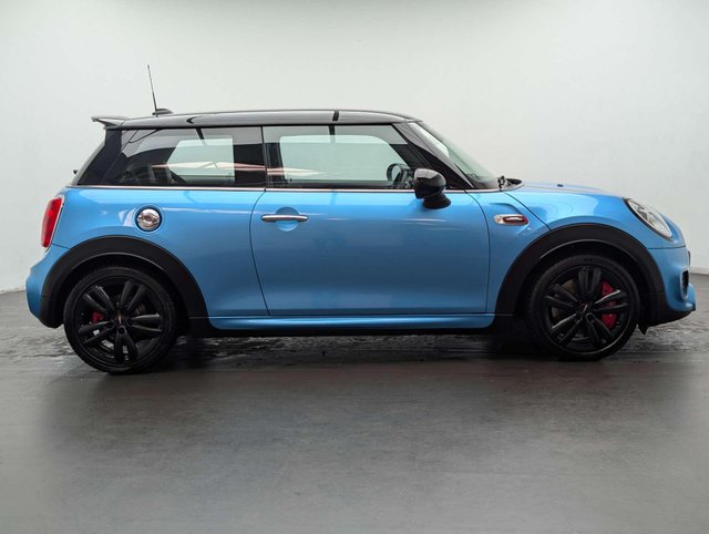 USED 2017 17 MINI HATCH 2.0 John Cooper Works 3dr CLICK+COLLECT / HOME DELIVERY