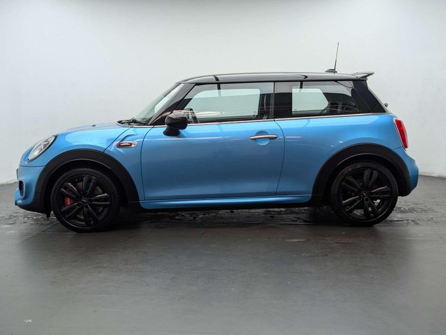 USED 2017 17 MINI HATCH 2.0 John Cooper Works 3dr CLICK+COLLECT / HOME DELIVERY