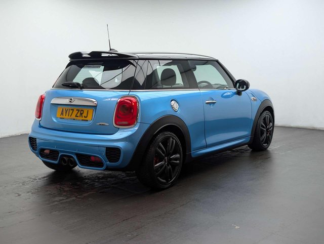 USED 2017 17 MINI HATCH 2.0 John Cooper Works 3dr CLICK+COLLECT / HOME DELIVERY